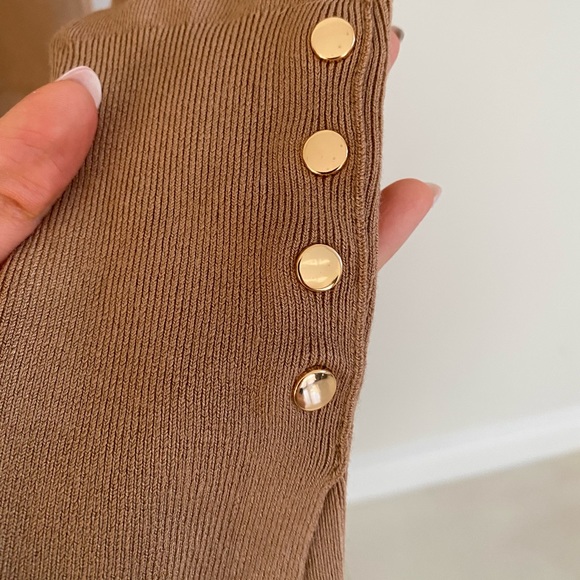 Zara Brown Sweater - Size M - Picture 2 of 4